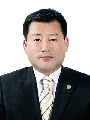 김영진